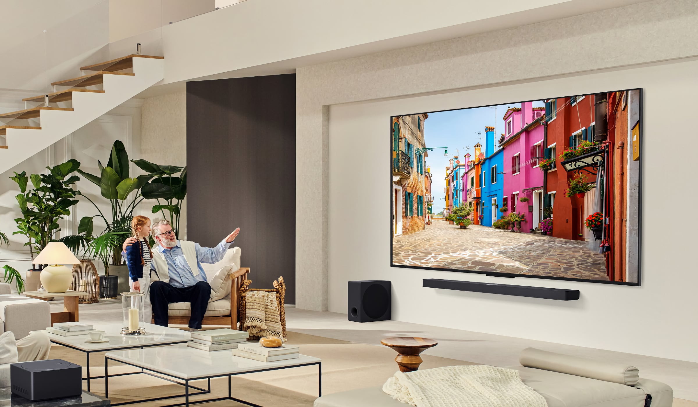 影音 | LG 2025 年推出的“QNED” LCD 电视尺寸最大可达 100 寸-PCX 梦旅人